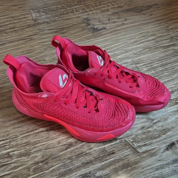 Jordan Luka 1 University Red Basketball Shoe- Size 6.5Y - Picture 2 of 5